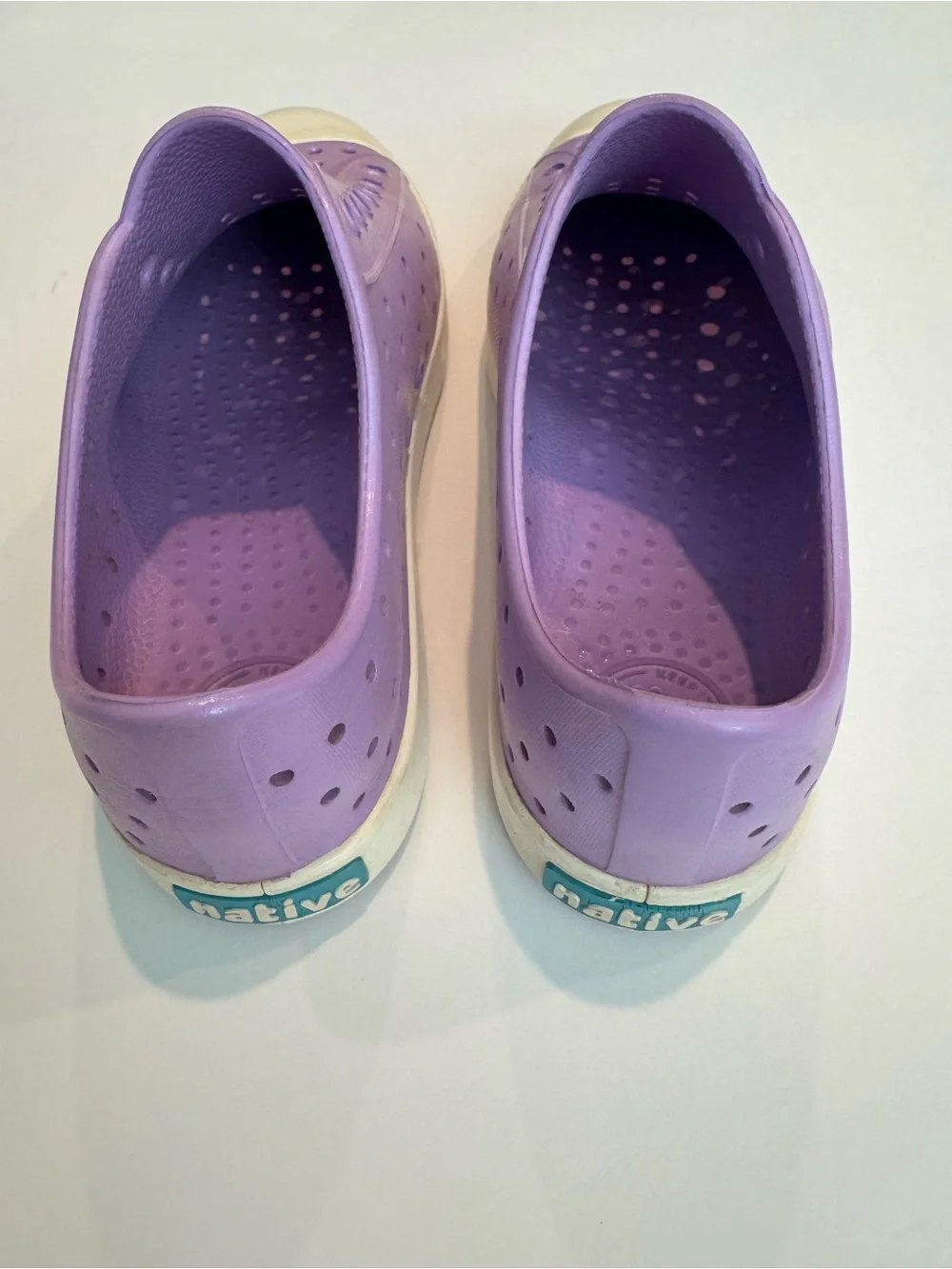 Native J3 Kids youth Girls Jefferson Slip-On water shoe Lavender purple shimmer